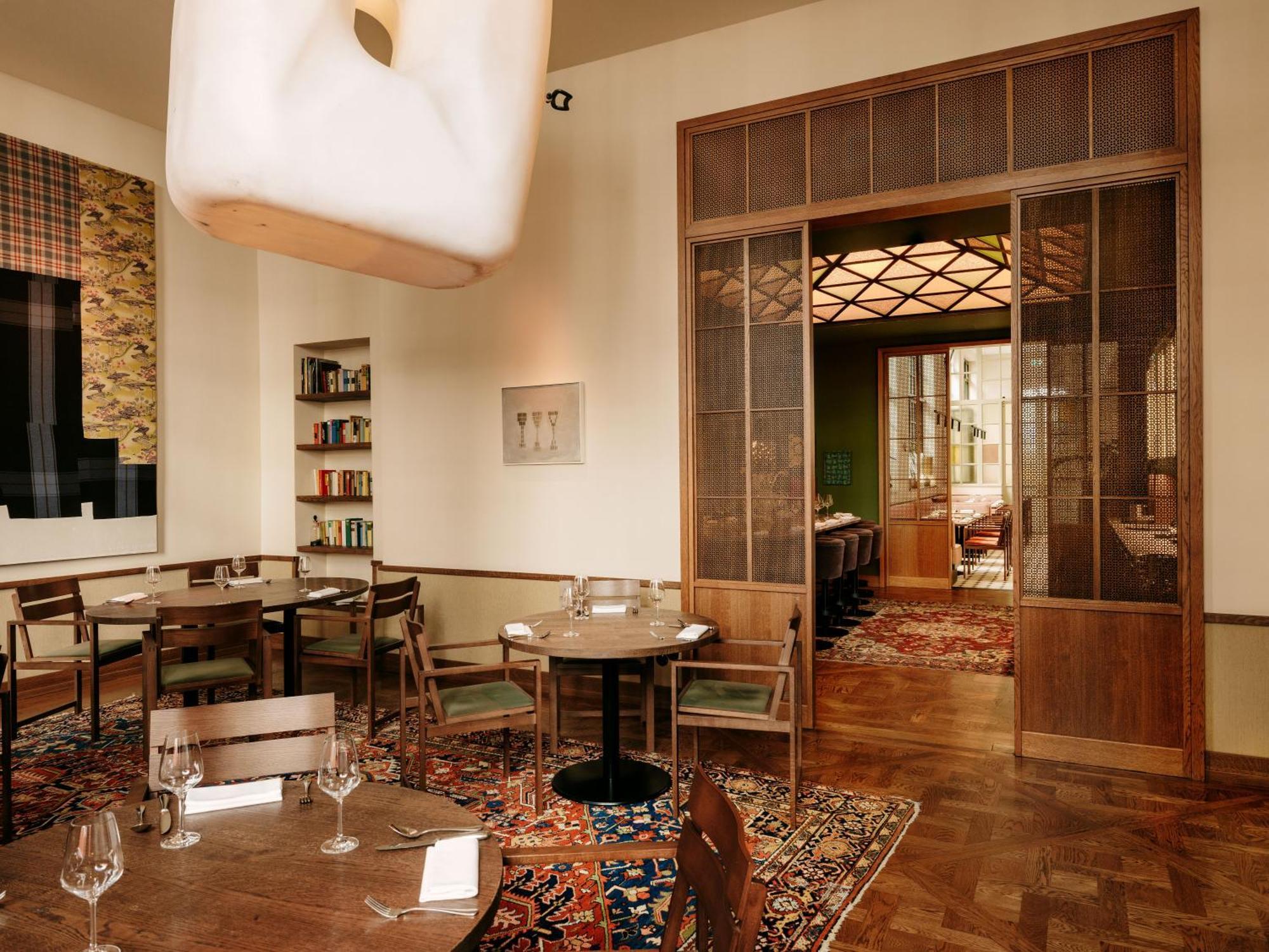 Boutique Hotel Chateau Royal ベルリン エクステリア 写真 Interior of the restaurant