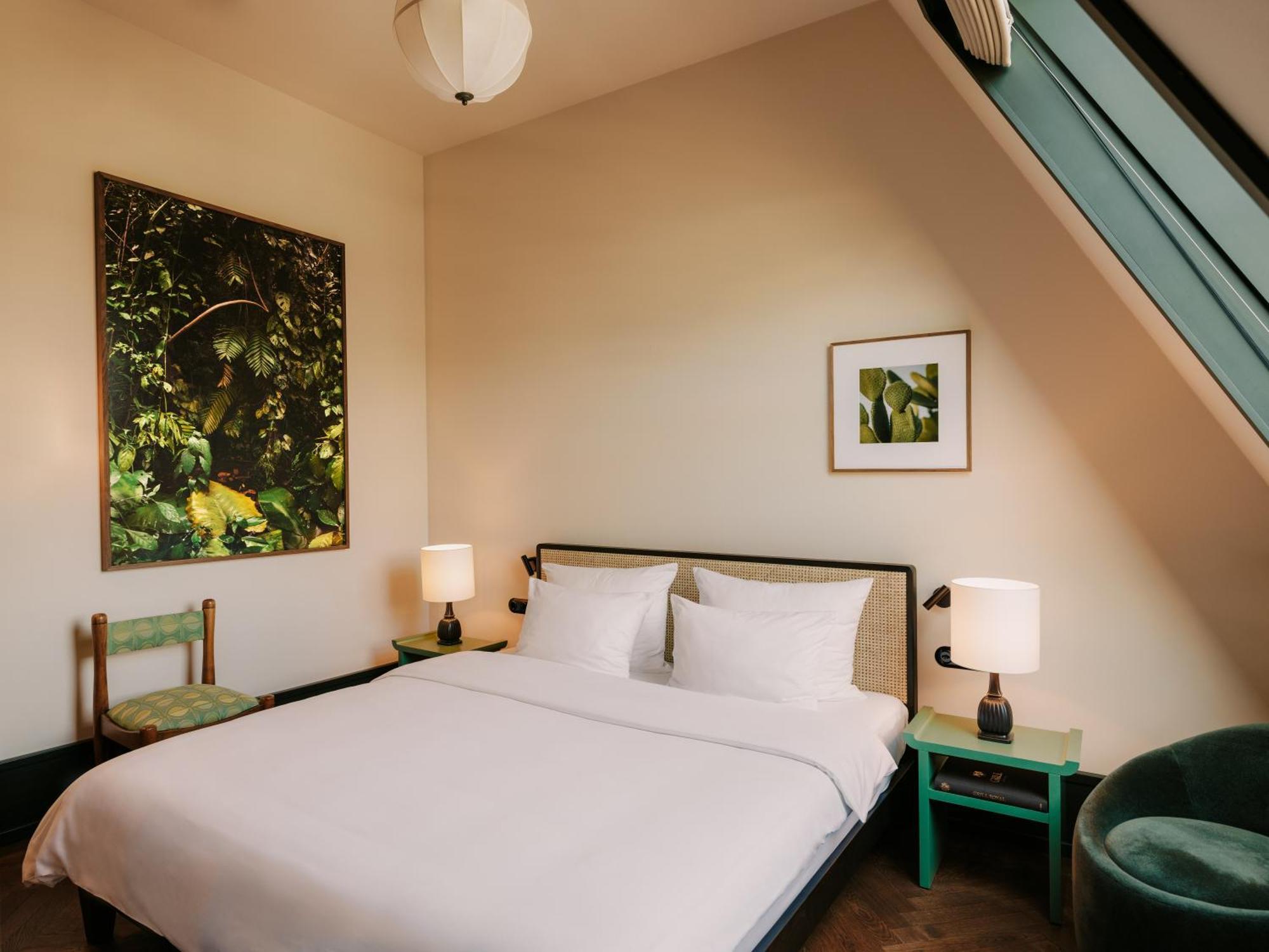 Boutique Hotel Chateau Royal ベルリン エクステリア 写真 A bedroom at the Standard East Village